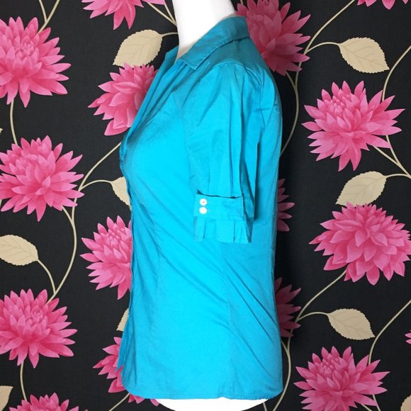 Le Chateau Blue Shortsleeve Blouse - Picture 2 of 4